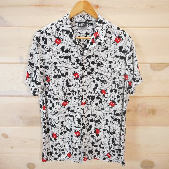Disney Mickey Mouse Men's M Button-up Short Sleeve Shirt All-over Print Pocket - Picture 1 of 10